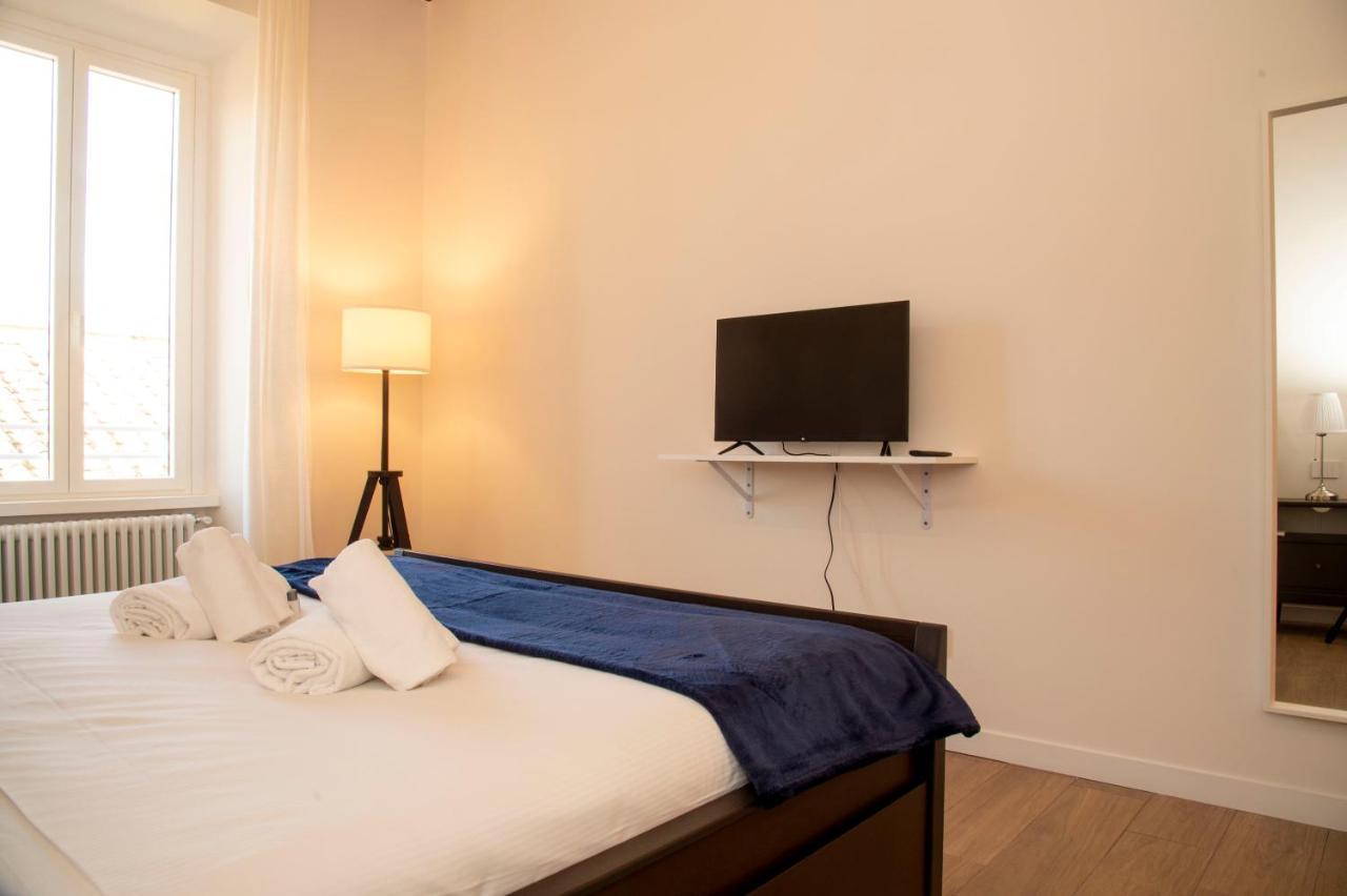 The Parliament - Exclusive Accommodation, Rome